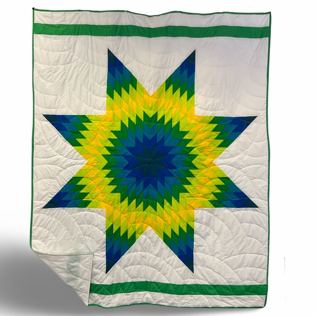 LWW Burst of Green Star Quilt Queen