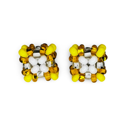 JR Bead Stud Earrings