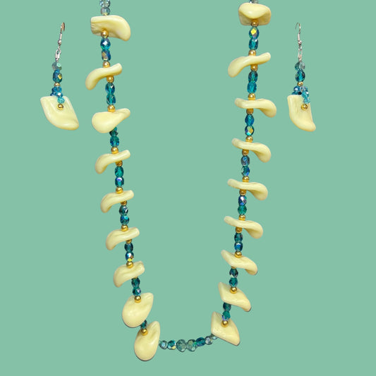 IREH Elk Tooth Necklace & Earring Set